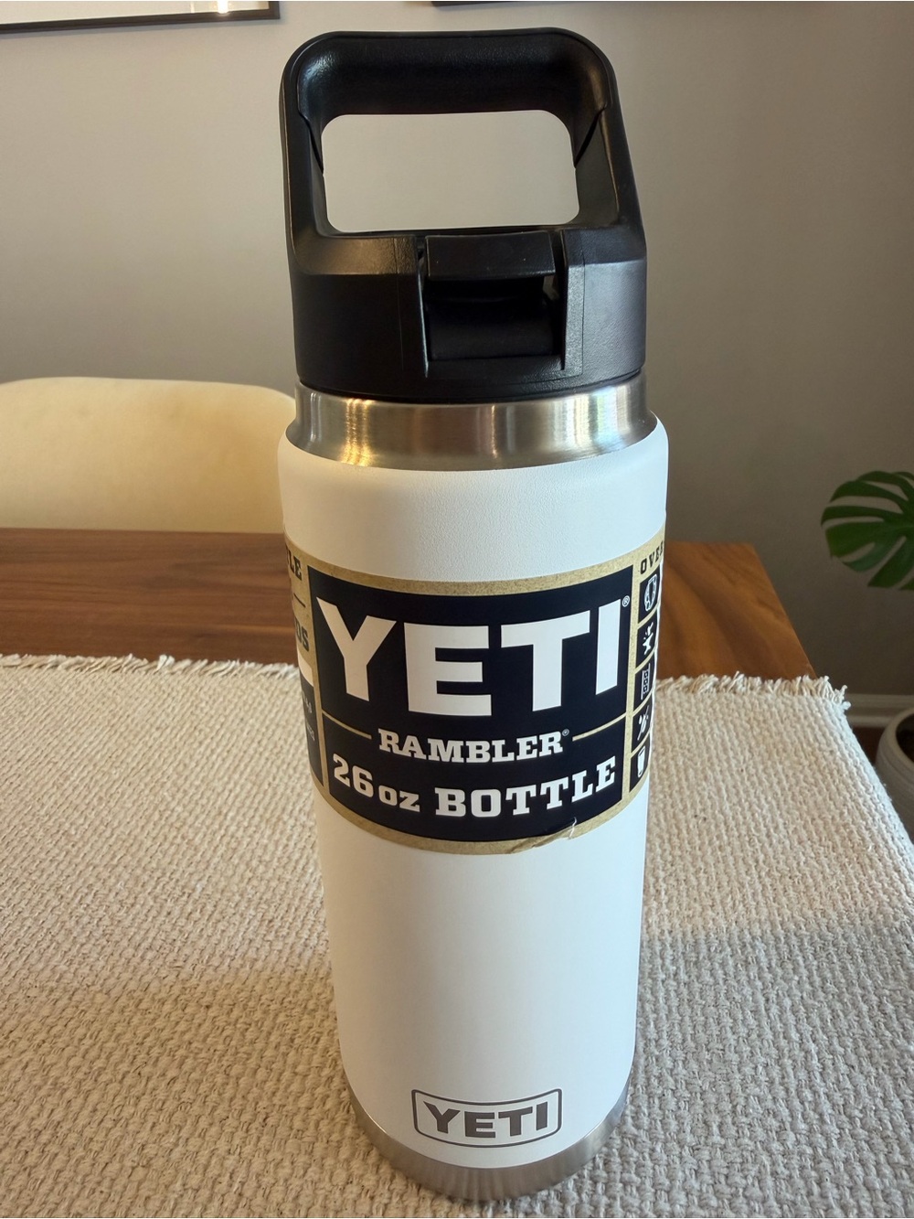 YETI 26oz Rambler Bottle